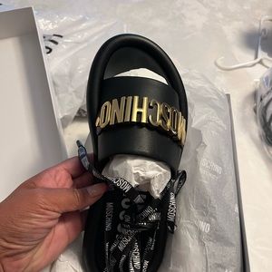 Moschino slides